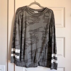 Gray Camouflage top. Large